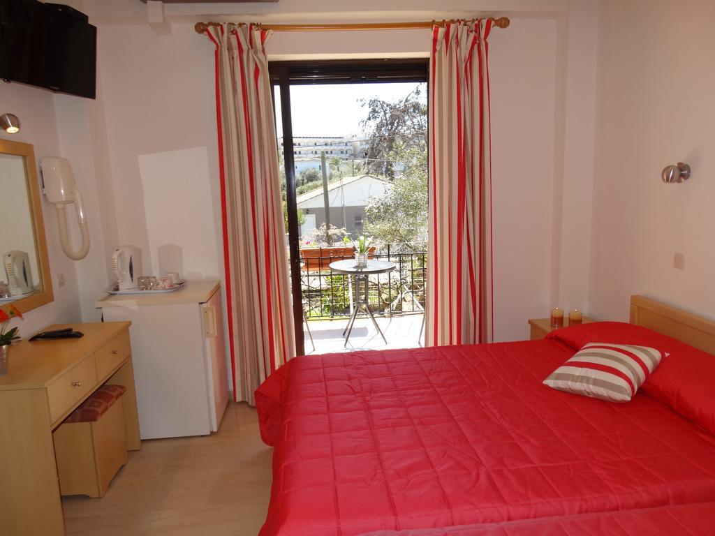 Dassia Beach Pension Phòng bức ảnh